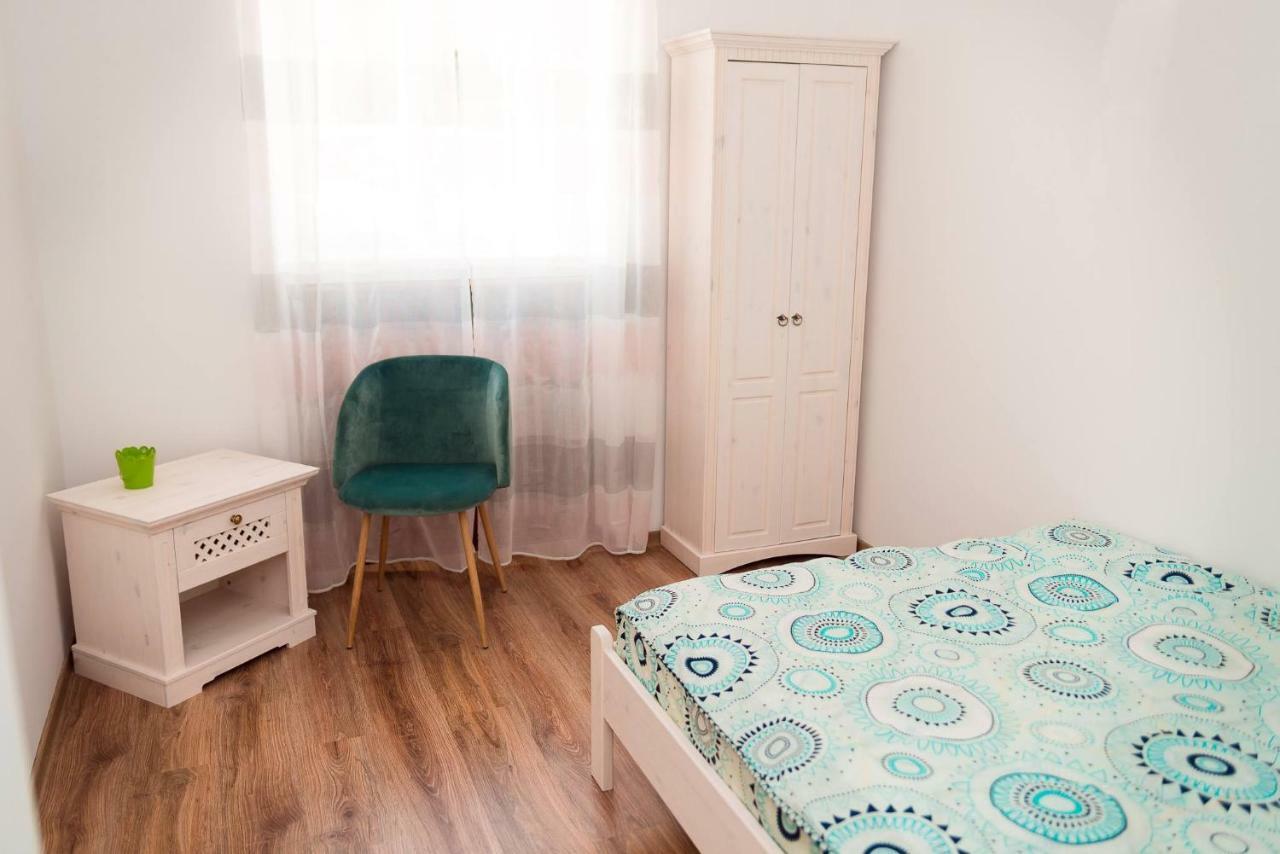 ★ 2 Minute Walk From The Bridge Of Lies ★ Apartment Sibiu Bagian luar foto